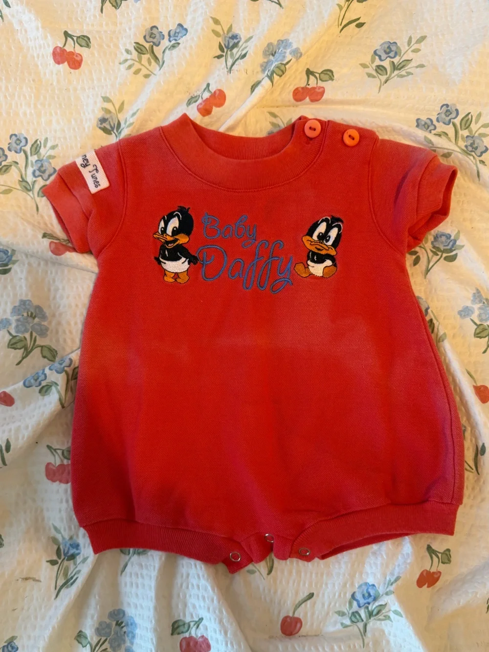 Rare Looney tunes Baby Daffy Outfit